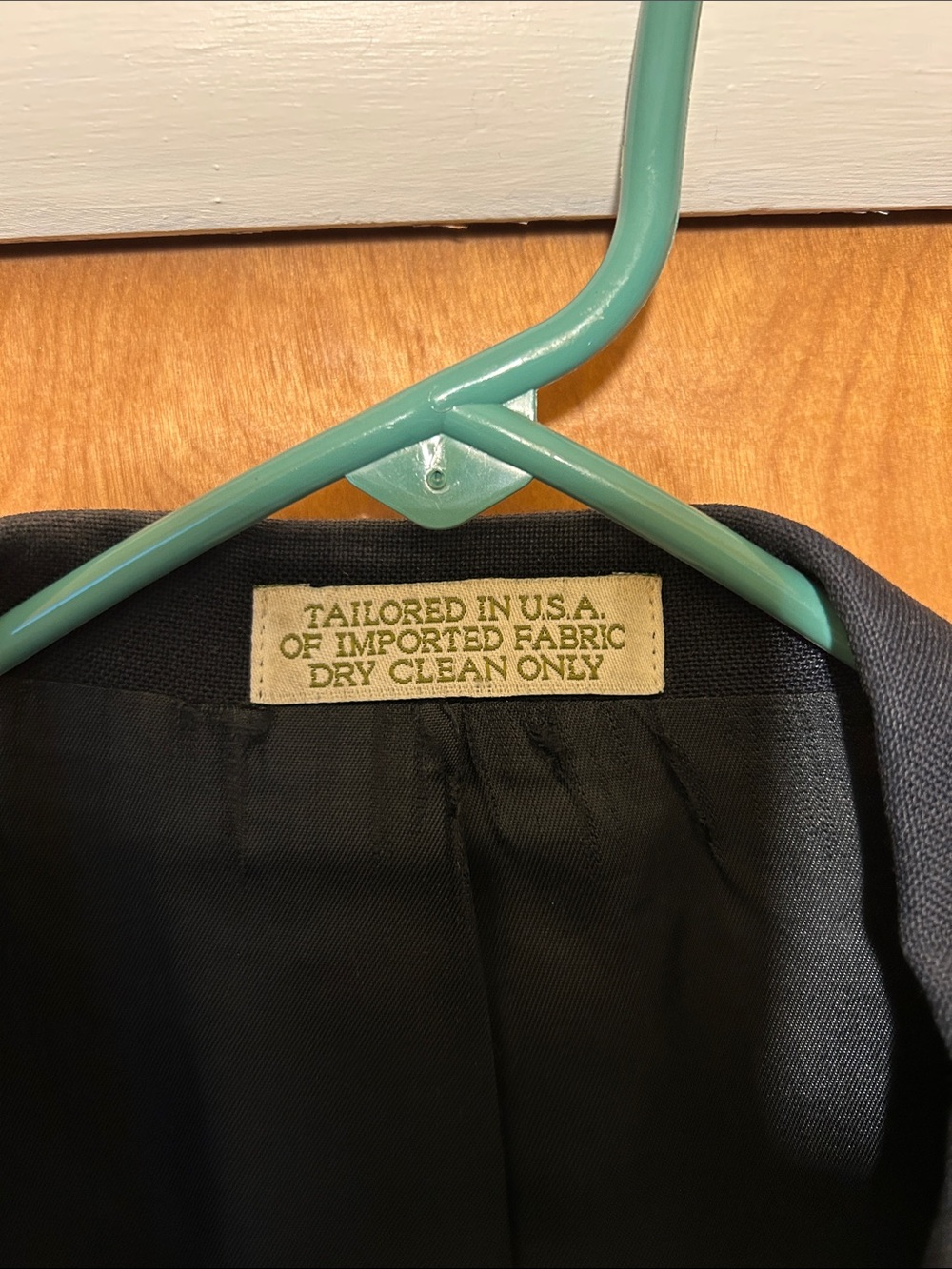Orvis Navy Blue Sport Coat - Classic Single-Breasted Blazer - Picture 3 of 9